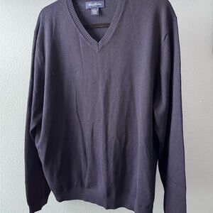 Brooks Brothers v neck merino blend sweater XL